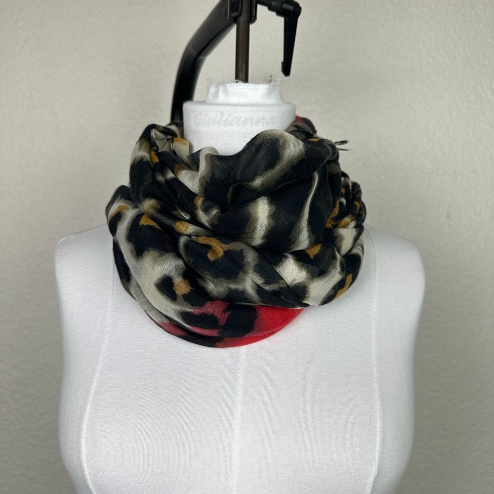 Scarf Womens Leopard Print Fashion Lightweight Accessory New York - Picture 3 of 9